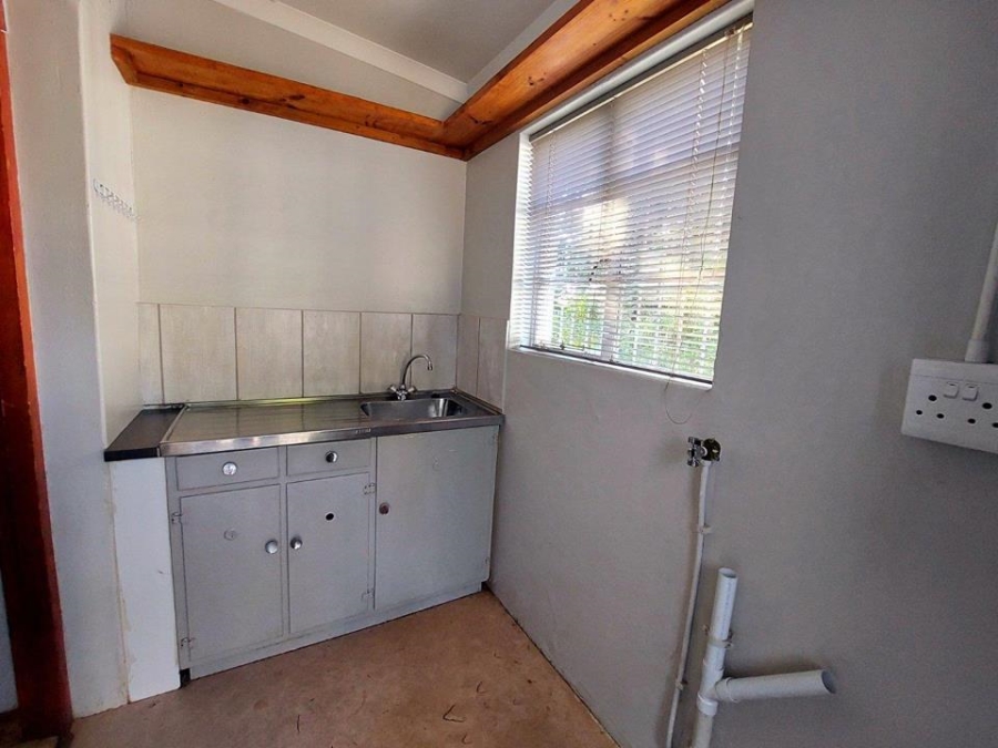 3 Bedroom Property for Sale in Myrtledene Western Cape